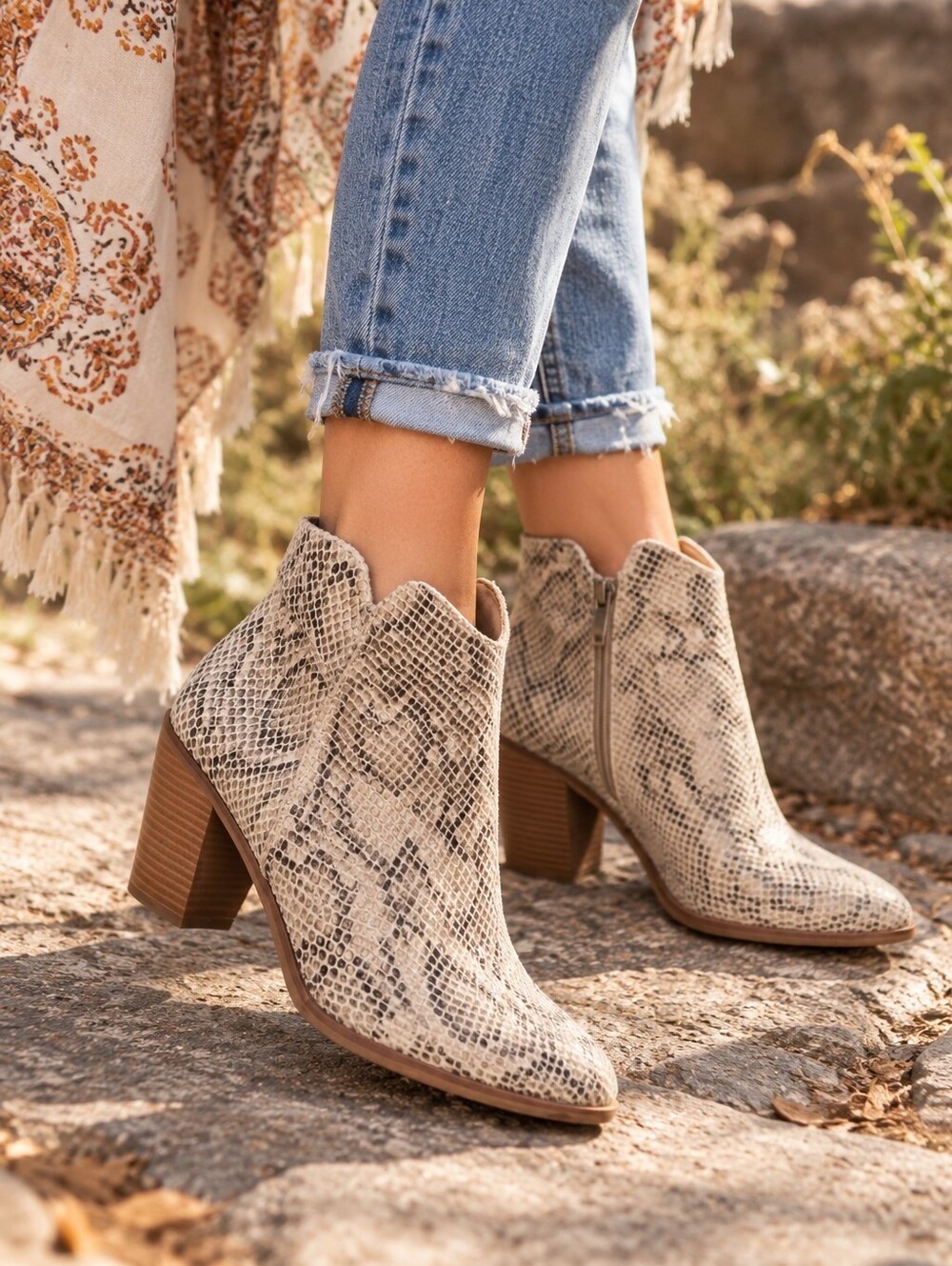 Maurices Beige Snake Print Ankle Booties Block Heel Western Boho Boots